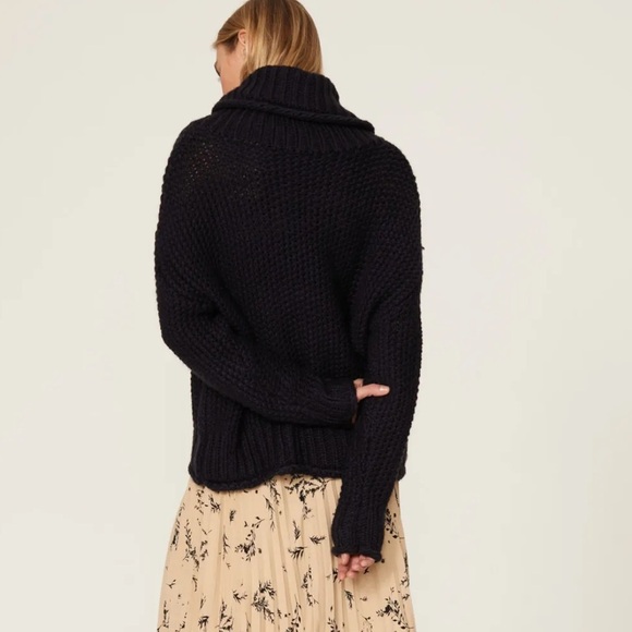 The Odells Slouch Turtleneck Sweater Navy Blue - Picture 3 of 5